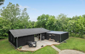 Stunning Home In Thyholm With Wifi